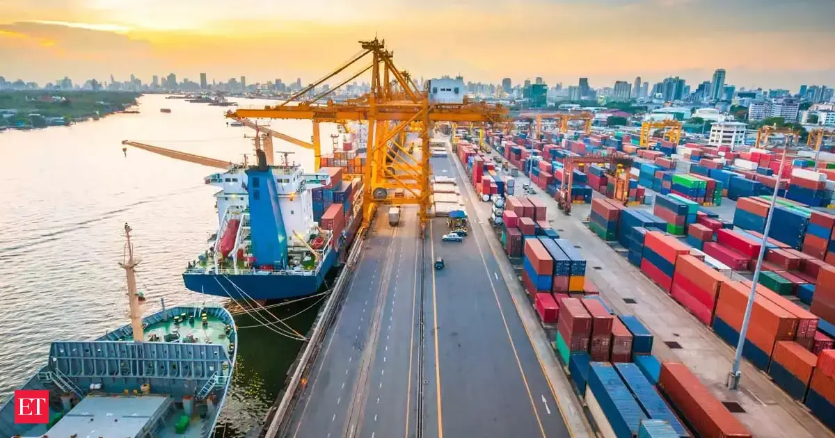 Shipping industry seeks security escort for vessels in Strait of Hormuz amid rising tensions