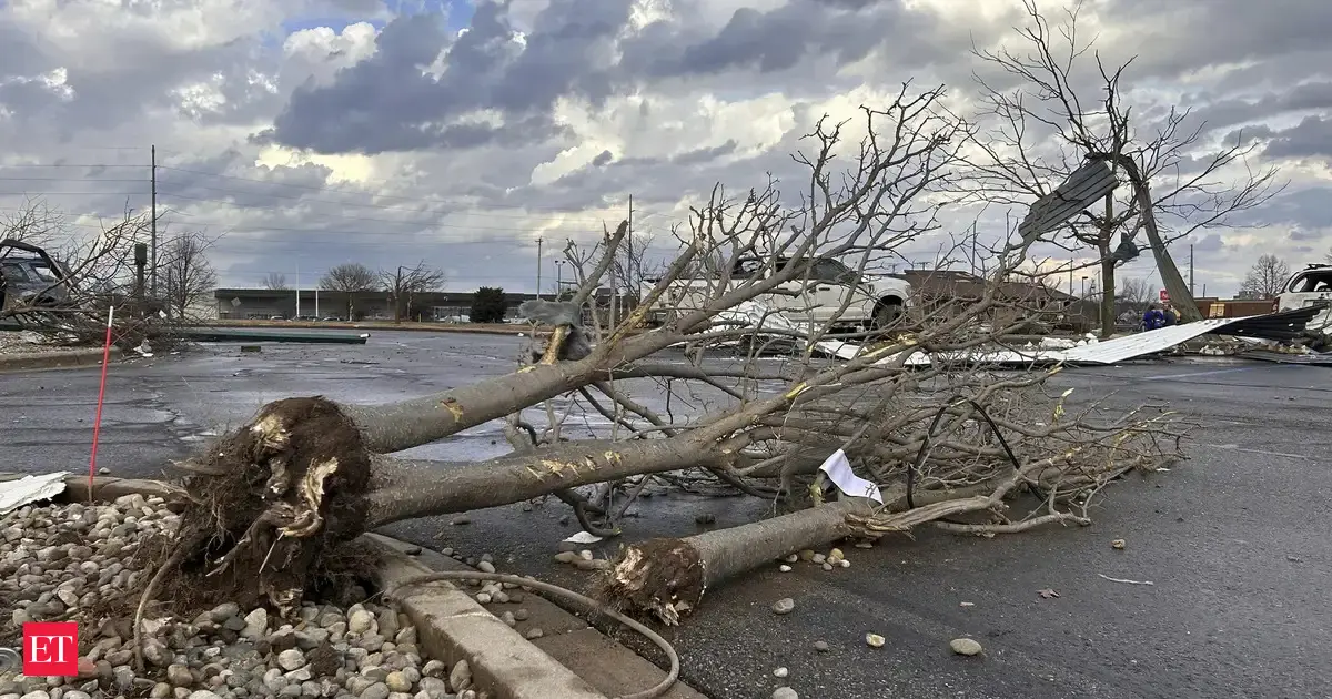 Tornadoes in Michigan turn deadly, leaving at least 6 dead — check latest updates before you head out