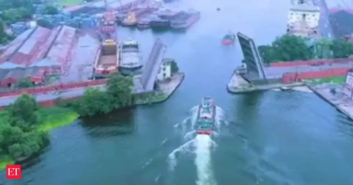 Kolkata Port signs agreement with East Horizon for Rs 260 crore FSRU project at Haldia