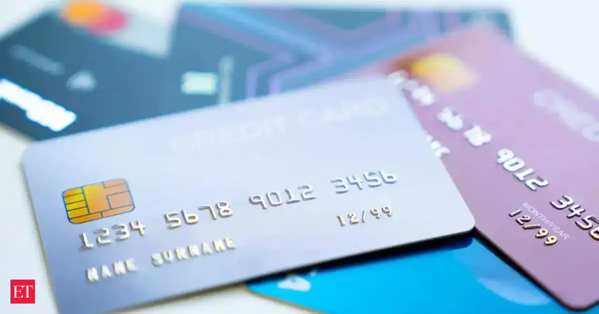 Foreign banks' credit card base shrinks as local rivals step up