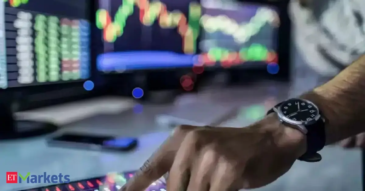 India VIX jumps 100% in one month. Could fear levels take Nifty further down?