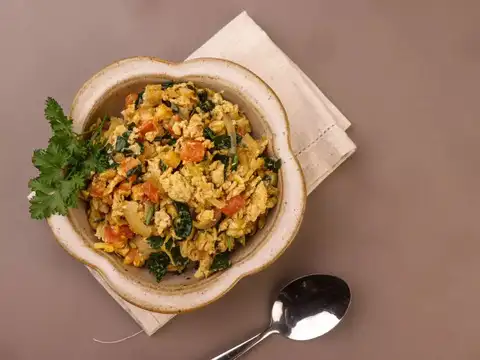 Egg Bhurji with Multigrain Rotis