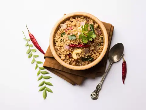 Quinoa Upma with Mixed Vegetables