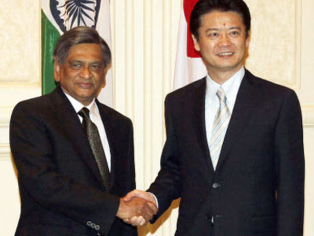Japan's FM meets Indian FM