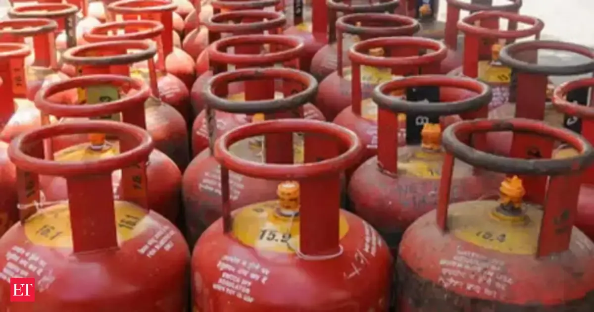 US‑Israel war on Iran triggers commercial LPG shortages hitting eateries, hotels and malls in India