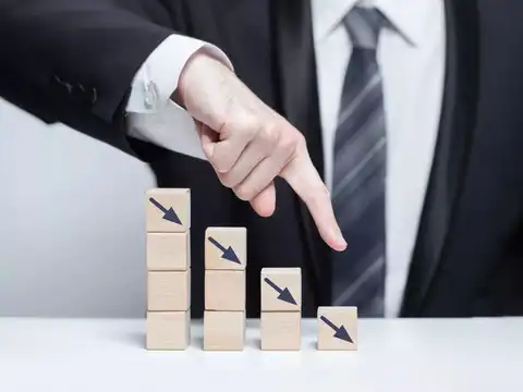 Structural moves that speed up payoff
