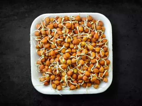 Sprouted Kala Chana Chaat
