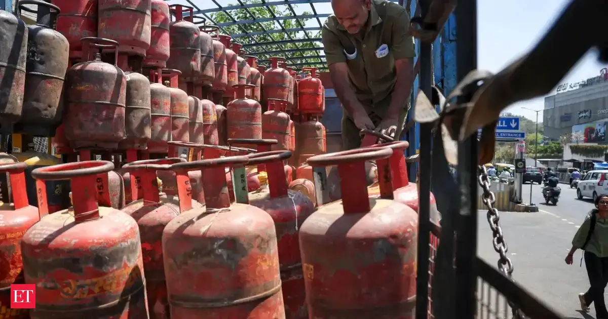 Iran-Israel War: LPG shortage forces restaurants to improvise with electric, microwaves, and firewood across India