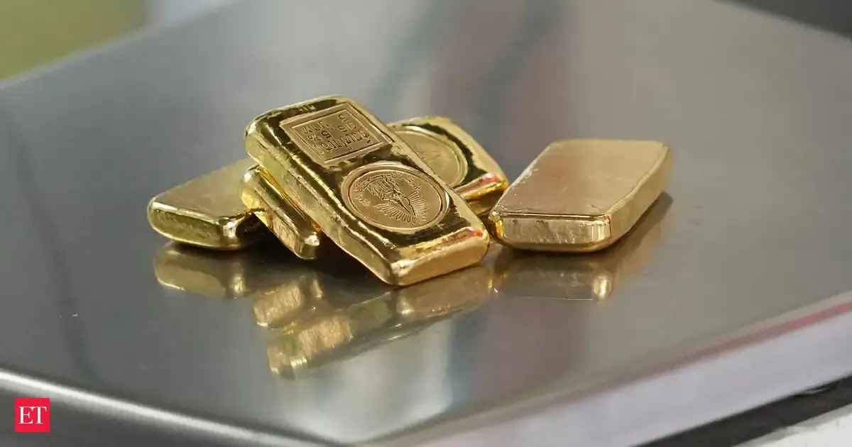 Thinking about gold? Here’s how a gold IRA compares with physical gold