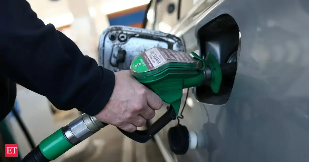 Middle East war: New Zealand mulls car restrictions if fuel supply stalls