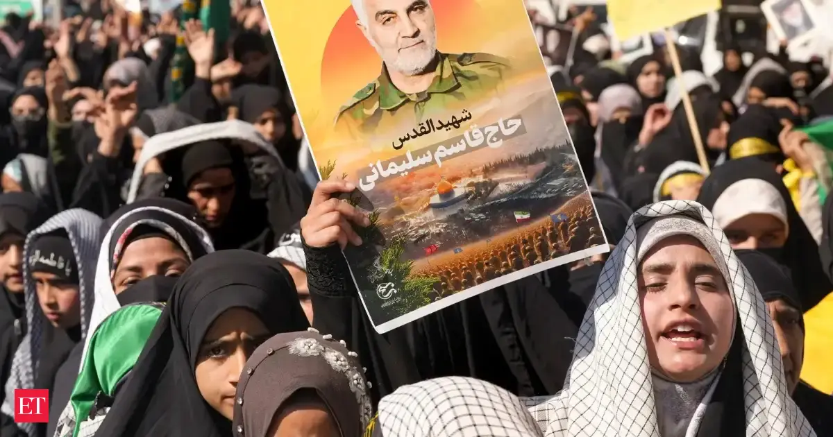 Protests break out in Shia dominated areas in Kashmir; Curbs imposed