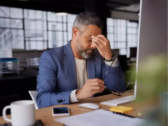 Employee requests sick leave. Founder’s reply triggers Internet outrage ...