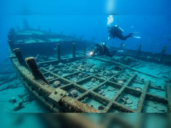 Buried in Sicily’s Shallow Waters: How a 2,500-Year-Old Greek Shipwreck ...