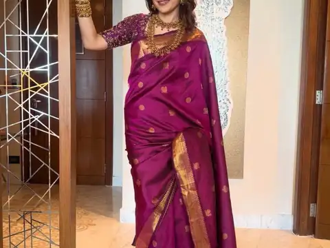 How the blouse and drape added a traditional touch