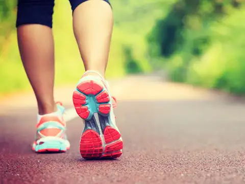 Daily Walking helps burn fat naturally