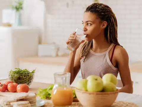 Confusing thirst with hunger