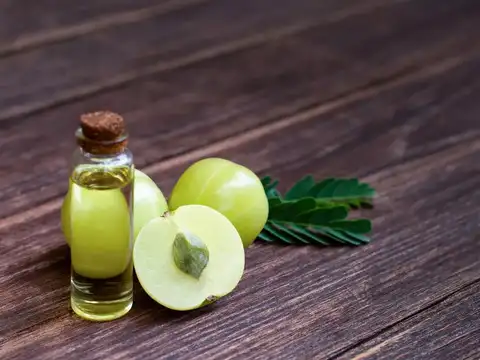 Amla Oil &mdash; The Vitamin C Supercharge