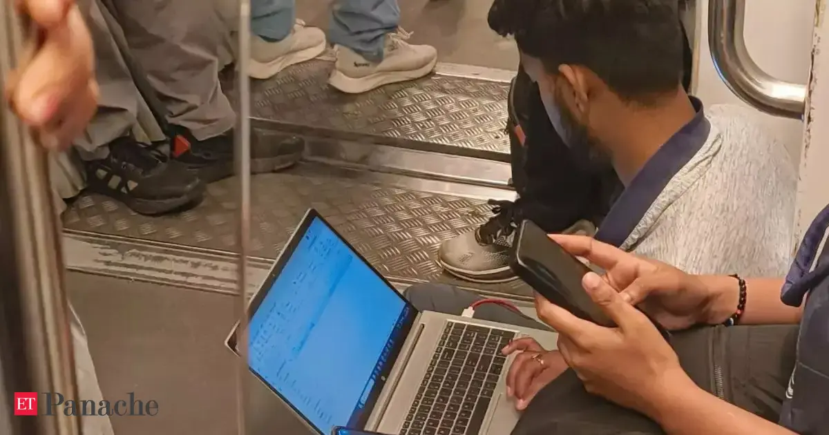 After long workday, employee turns metro floor into office as boss calls: Modern slavery or hustle culture? Internet debates