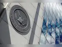 US Stock Market | US SEC preparing to scrap quarterly reporting requirement, WSJ reports