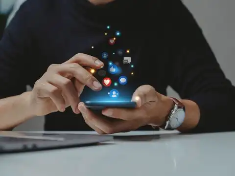 How social media fuels YOLO trades