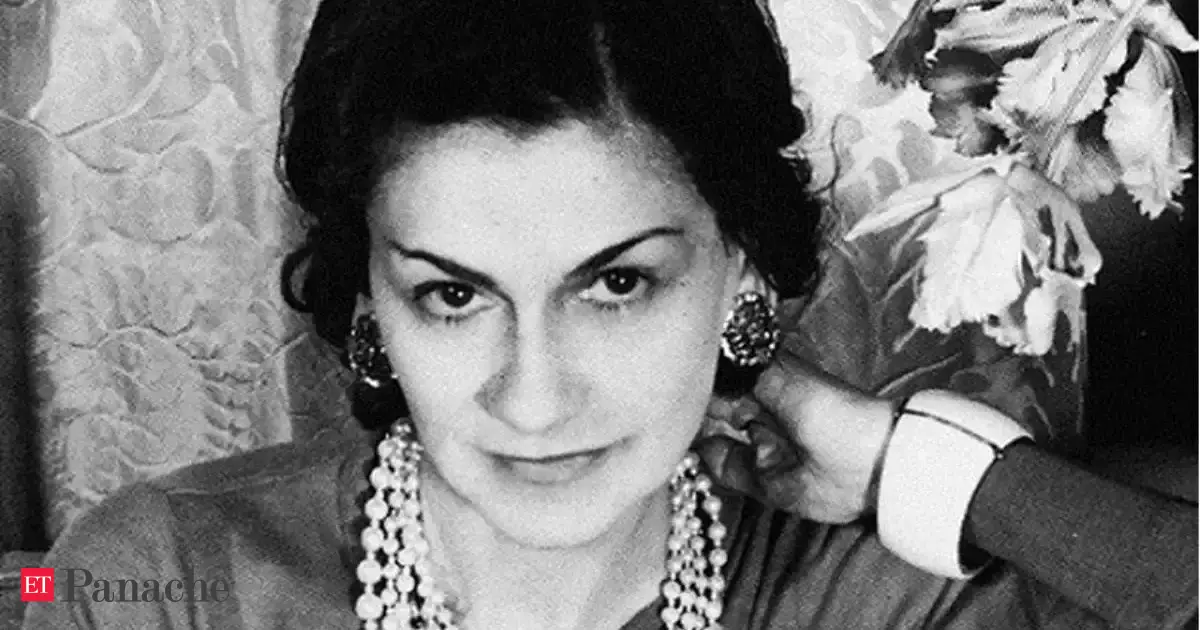 Quote of the day by Coco Chanel: 'Nature gives you the face you have at twenty. Life shapes the face you have at thirty. But...' ; lessons on beauty from fashion icon