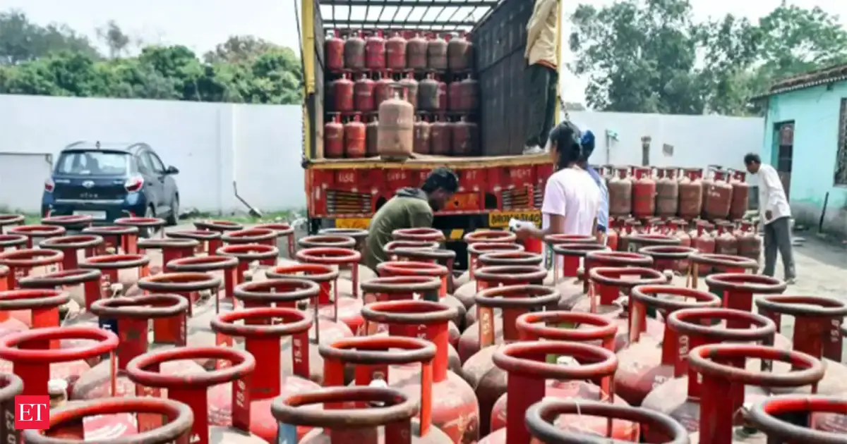 India suggests measures to ease 'still worrying' LPG crisis, offers 10% more commercial allocation to states