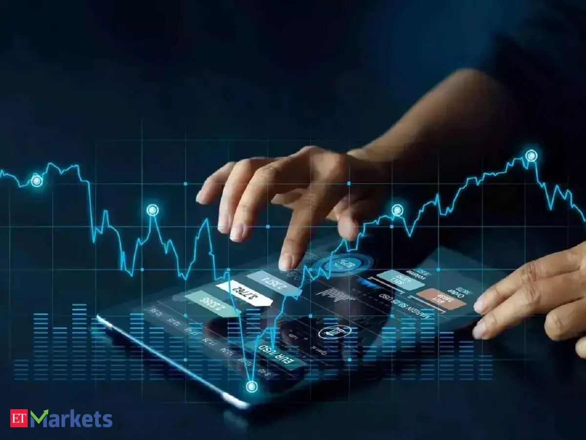 ​10 high-priced stocks: FY26’s top performers &amp; laggards with FII and MF stakes​