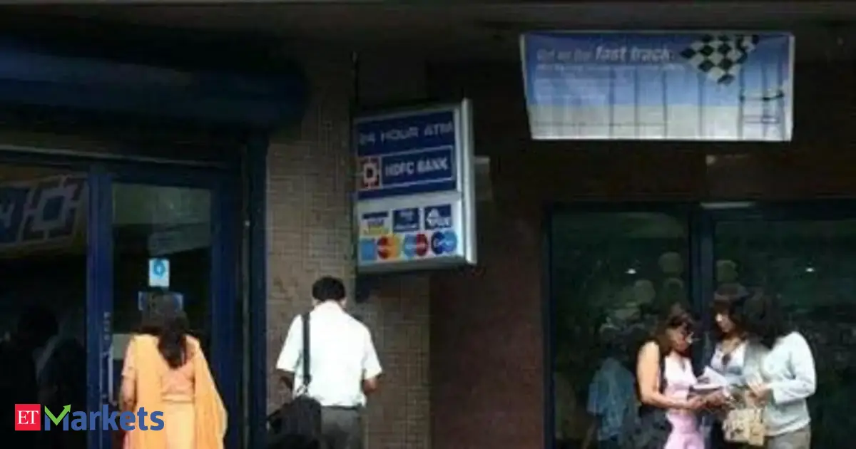 More trouble brewing? HDFC Bank fires 3 executives for mis-selling bonds, says report