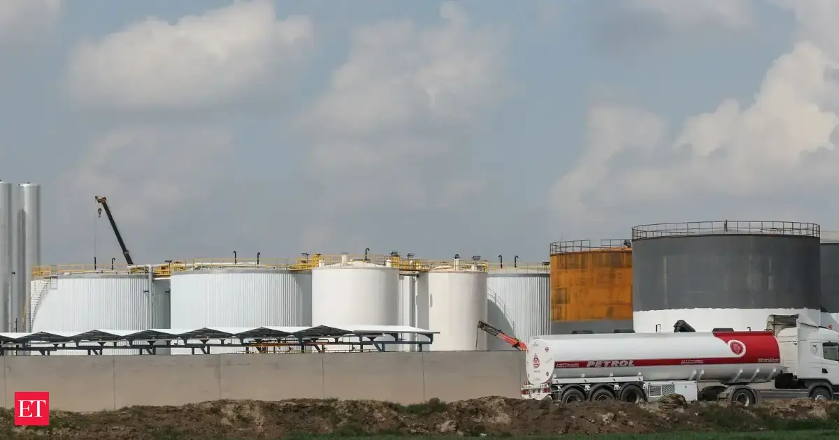 Israel-Iran war: Iraq declares force majeure on foreign-operated oilfields over Hormuz disruption, sources say