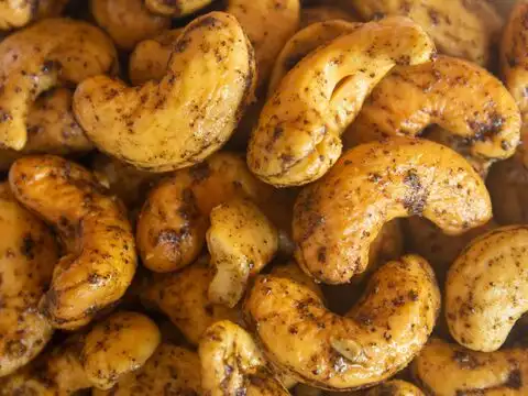 Spiced Roasted Cashews (Kaju)