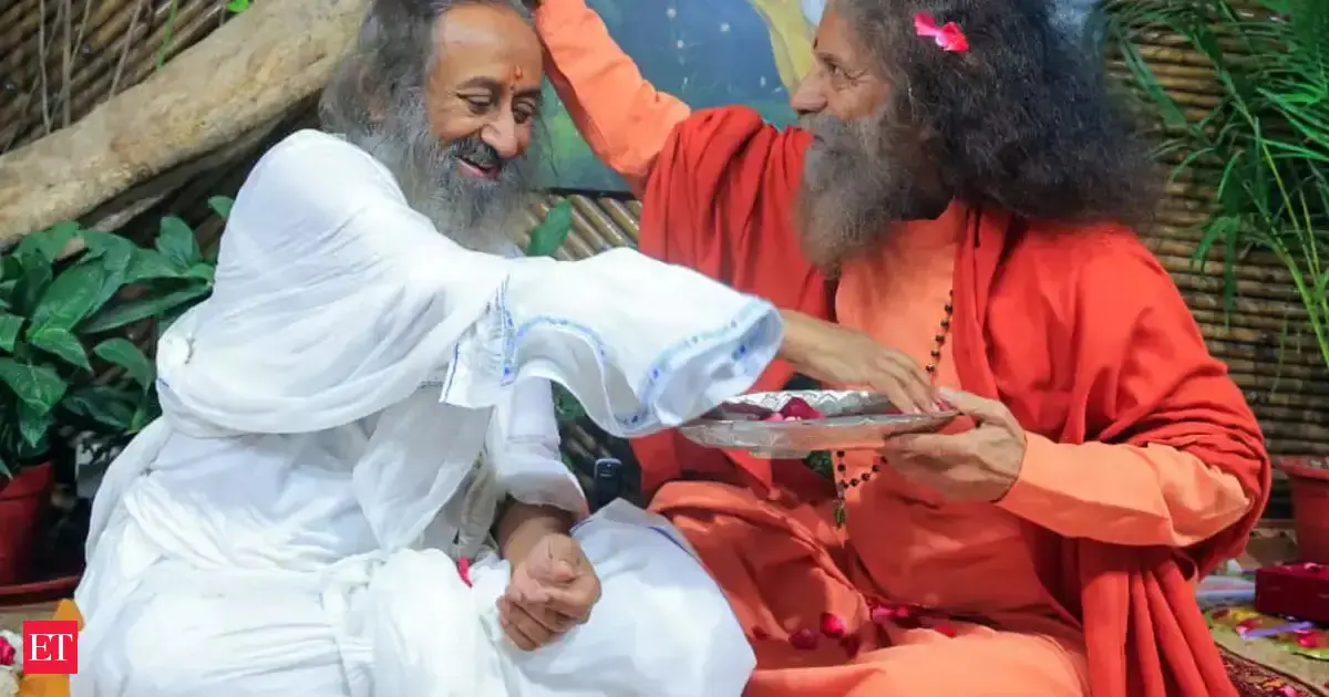 HC dismisses FIR against Sri Sri Ravi Shankar in land encroachment case ...