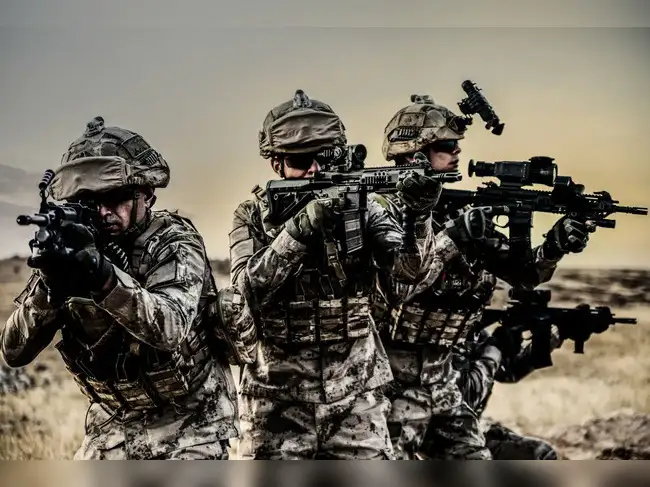 Nearly 7,000 additional US troops moving toward Middle East as military ...