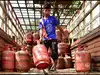 Govt announces 70% allocation of commercial LPG with focus on priority industries