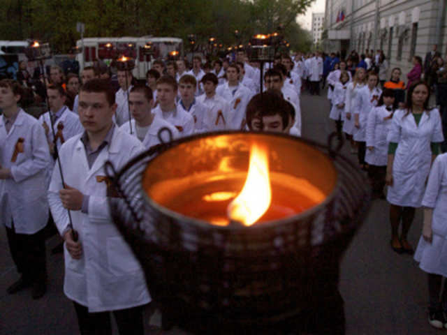 Students during a march to commemorate World Ward II victims 