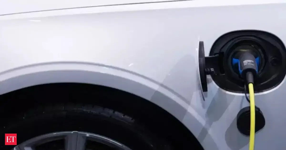 India weighs faster rollout of flexible-fuel vehicles as ecosystem gaps, mileage concerns persist