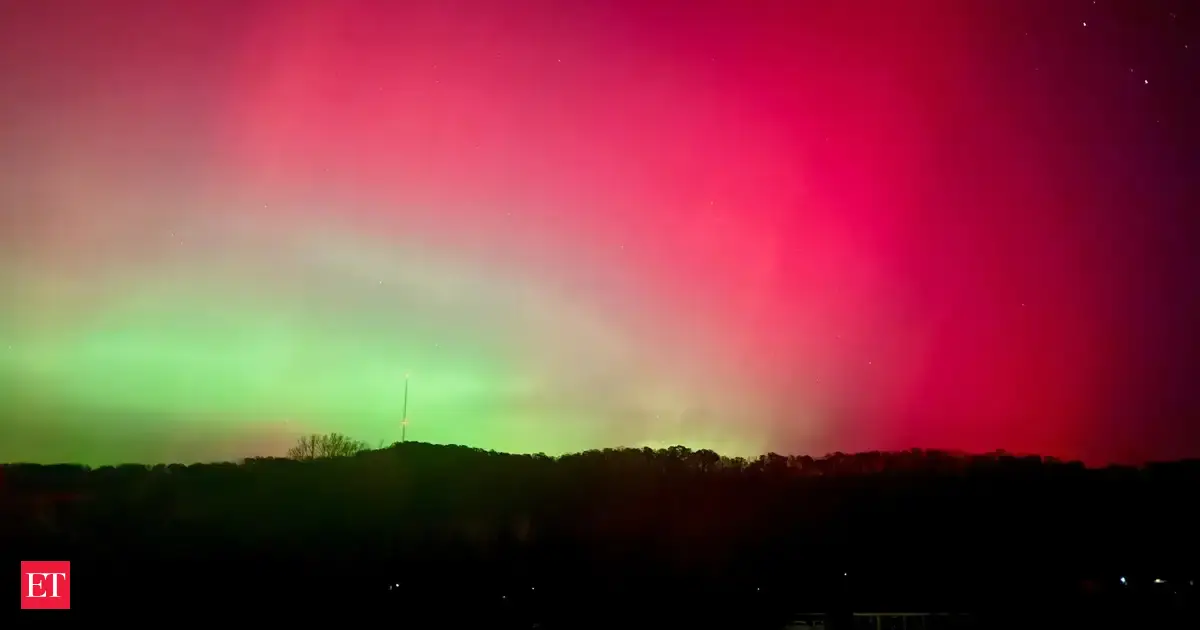 Northern lights tonight: Powerful solar flare may spark aurora display across Northern U.S.