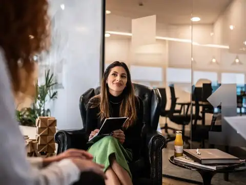 Don't want your boss to see it? There's a setting that hides the banner from everyone except recruiters
