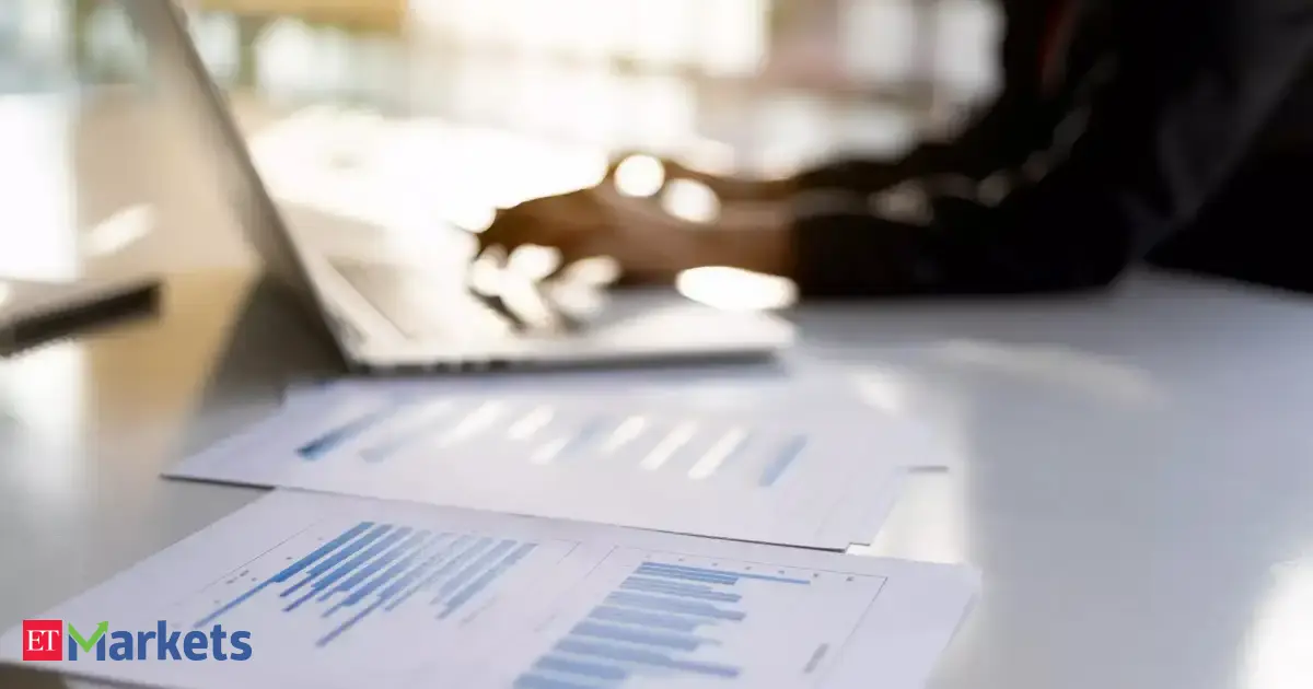 Is it time to buy IT? Fund managers suggest gradual addition by investors