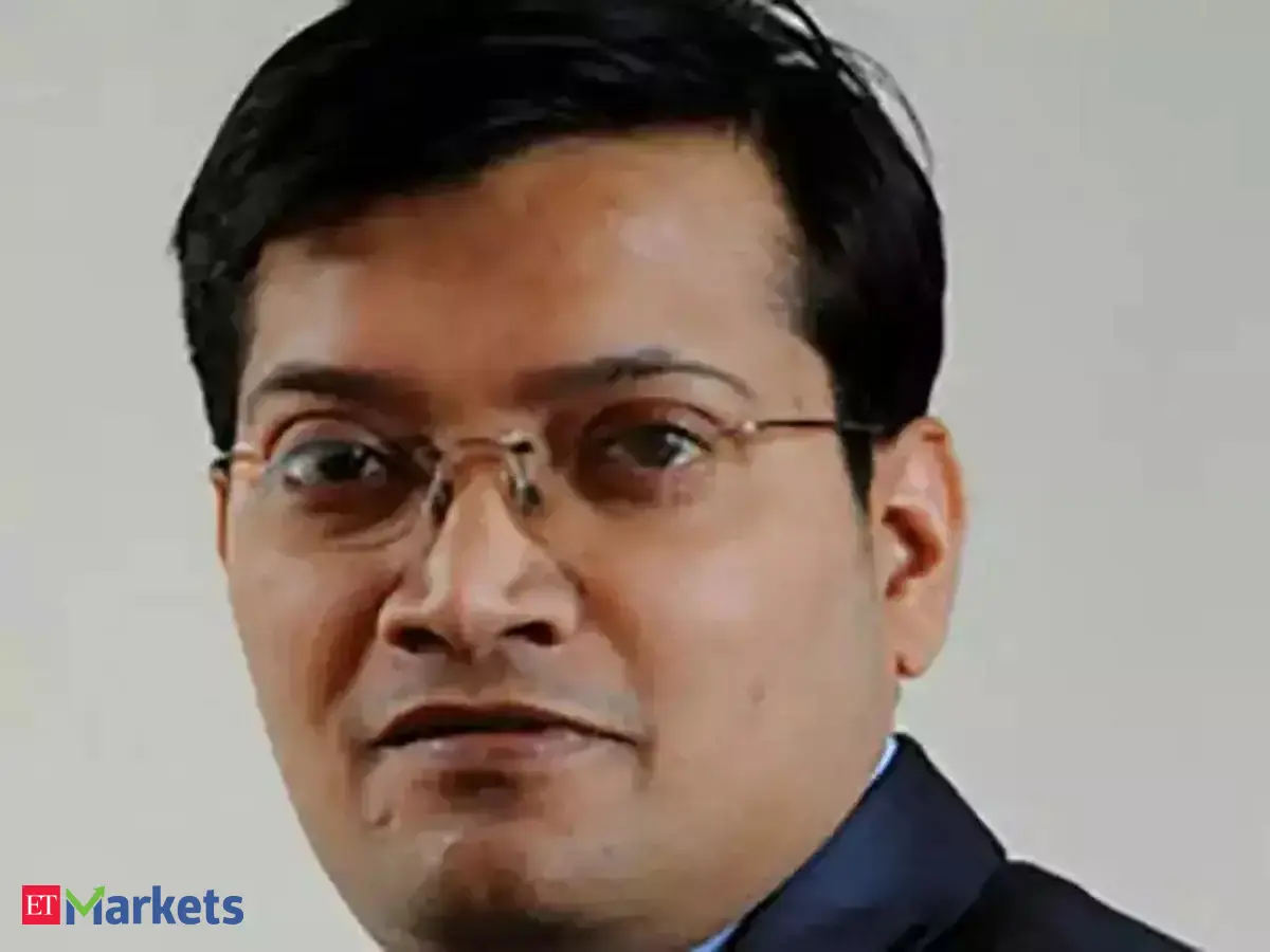 Buy selectively, focus on resilient sectors despite volatility: Manish Sonthalia