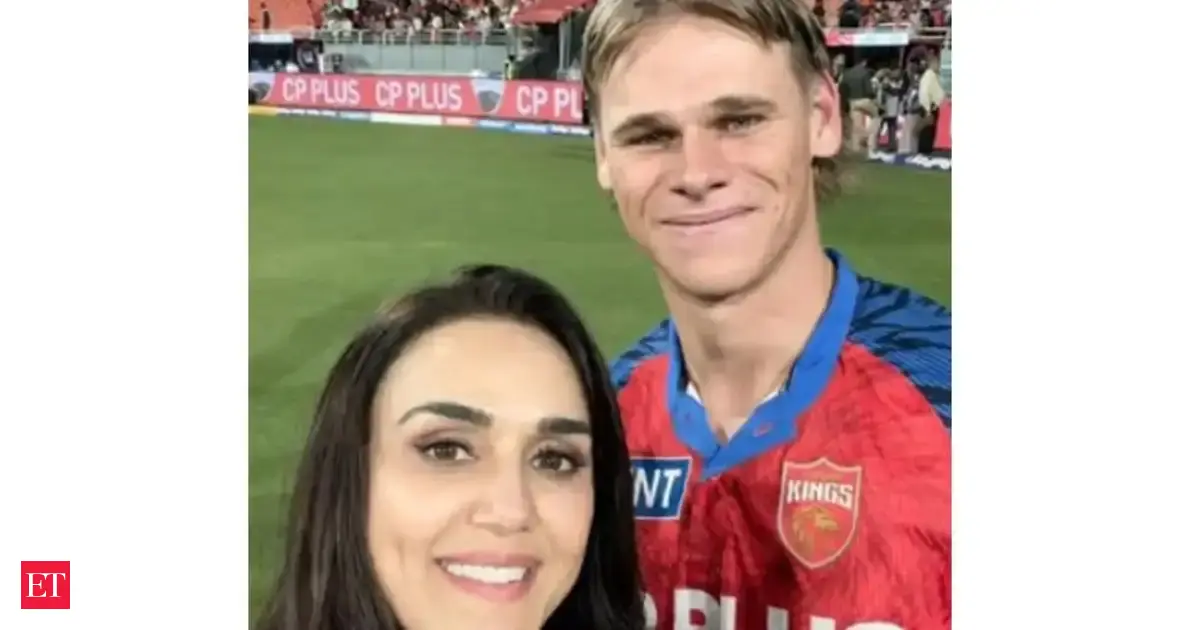 Preity Zinta requests Australian player Cooper Connolly to chant ‘Jai Bajrangbali’; Watch video