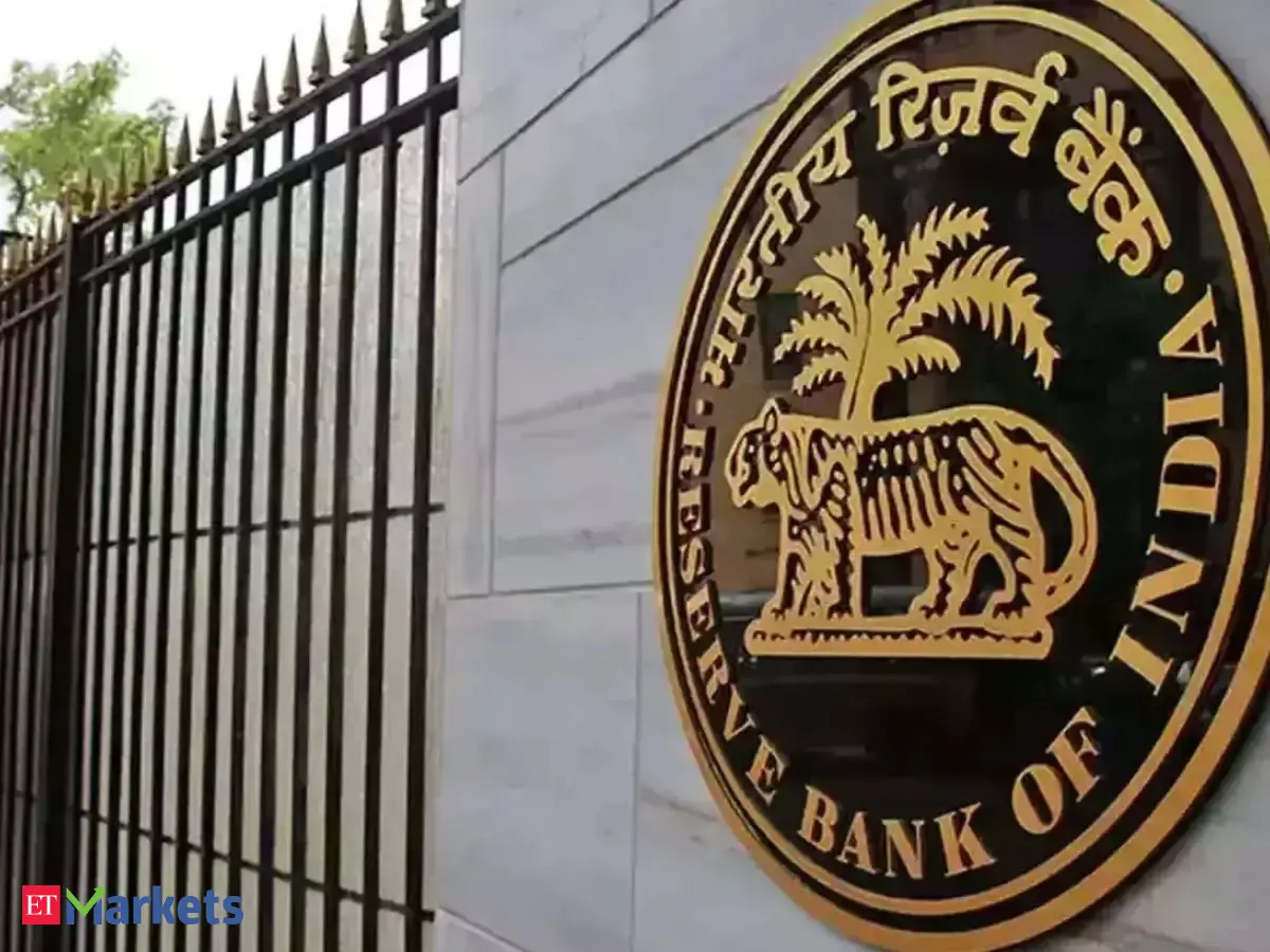 RBI curbs widen dollar-rupee forwards-NDF spread