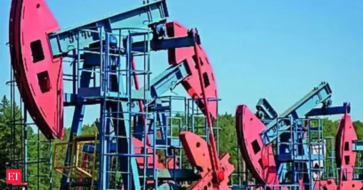 Russia's oil and gas revenue down 43% y/y in March, finance ministry says