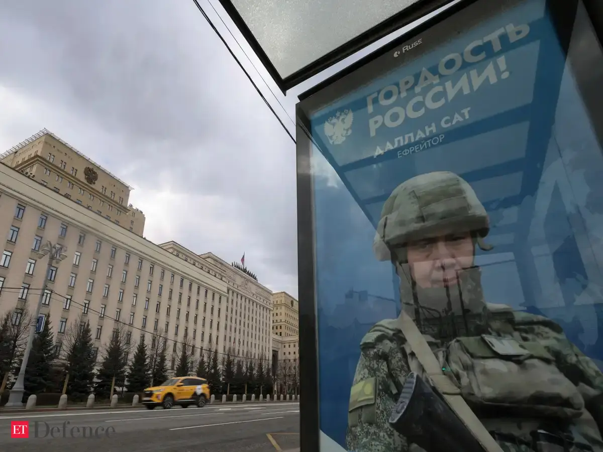 Russian Su-30 fighter jet goes down in Crimea