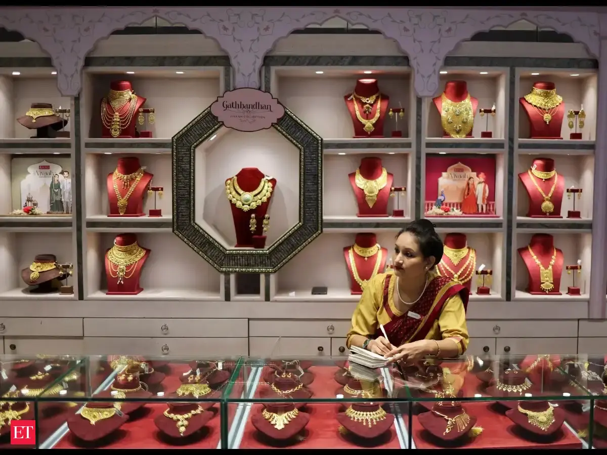 Senco Gold expects 30% revenue jump, profit doubling in FY26