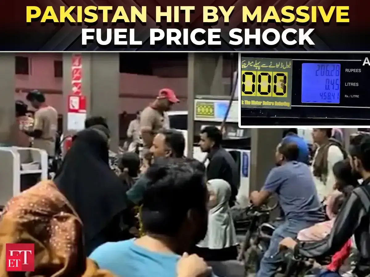 Pakistan petrol price breaches PKR 450, diesel over PKR 500 amid West Asia war