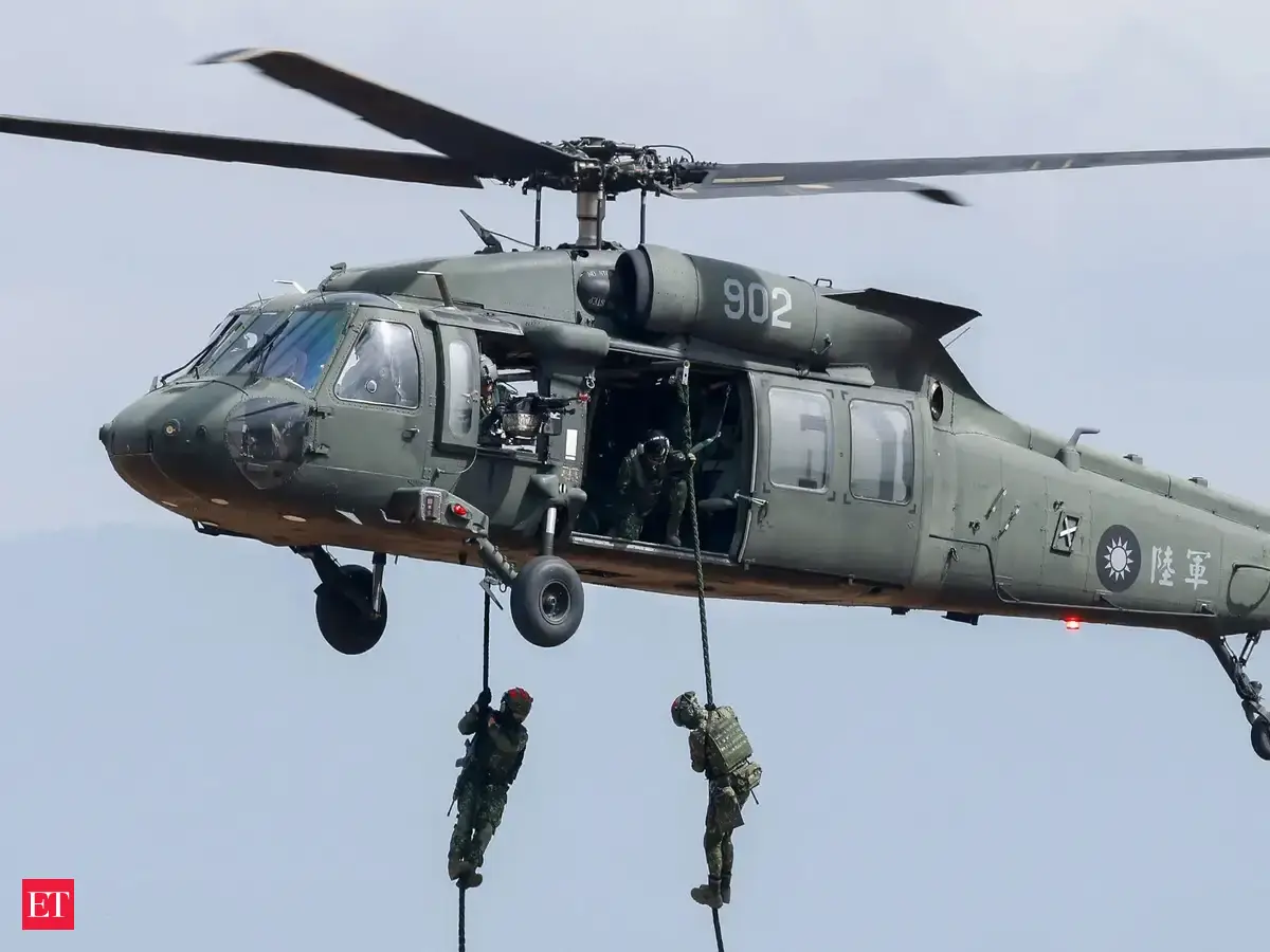 Iran shot down US special forces' American UH-60 Black Hawk helicopter, and is the crew safe, dead or captured? Latest updates on rescue mission, F-15 pilot capture claims