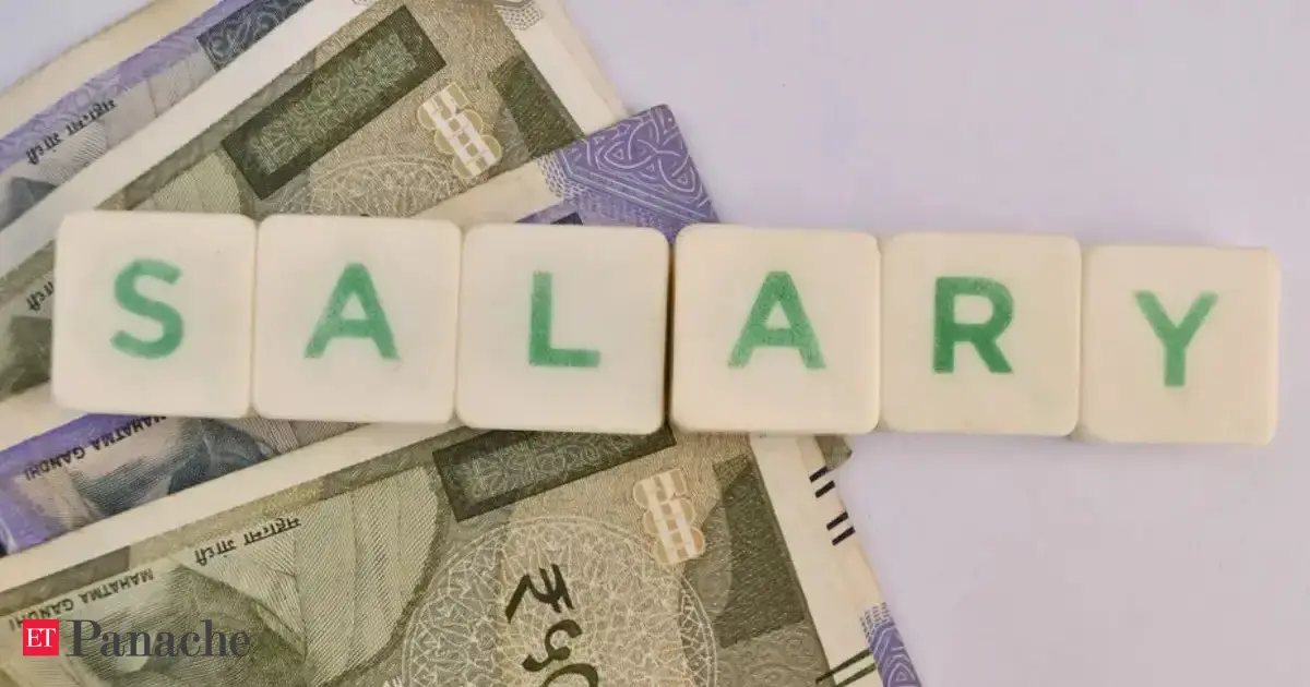 Employees left without salary after boss forgets to submit their working hours. Instead of helping, he replies 'Oops'