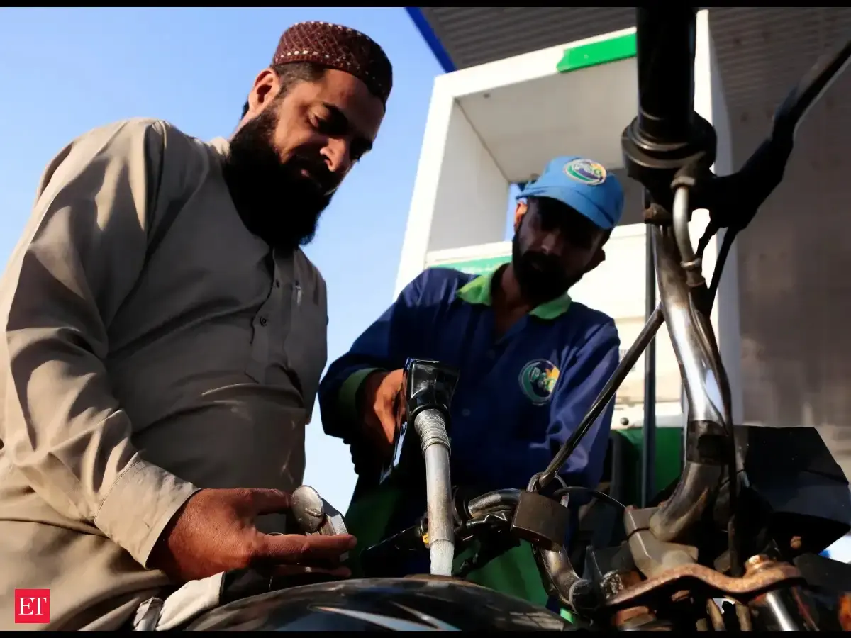 Pakistan cuts petrol prices by 80 rupees per litre amid Israel-Iran war