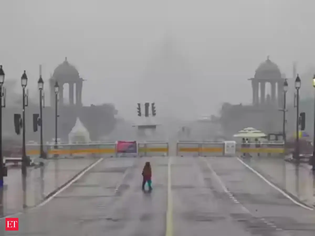 Delhi weather today: Yellow alert issued as rain, thunderstorms likely; AQI remains in poor category