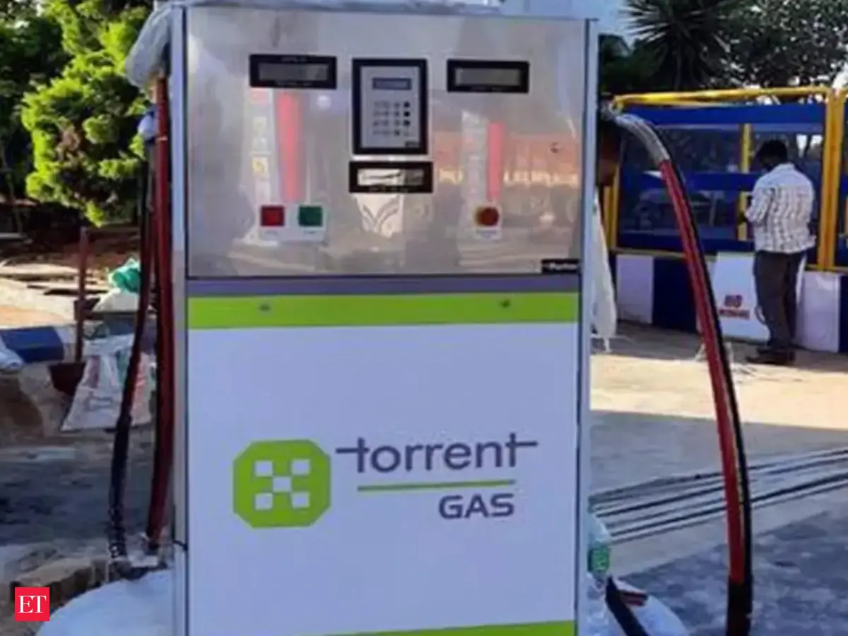 Torrent Gas raises CNG price by Rs 2.50/kg